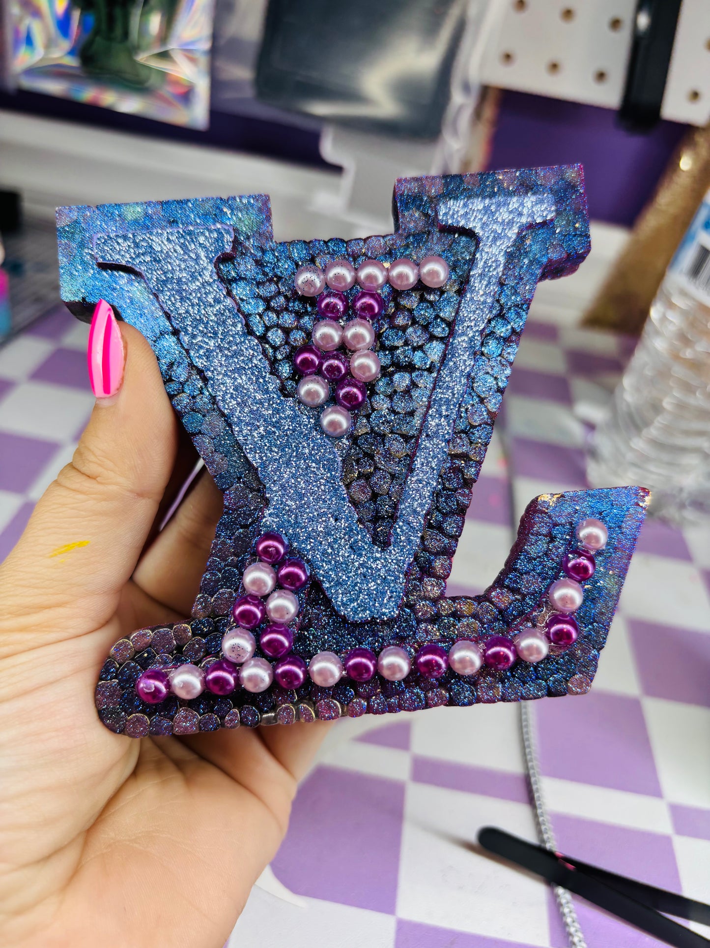 LV