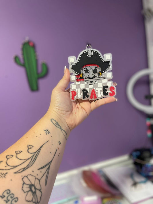 CHECKER PIRATES