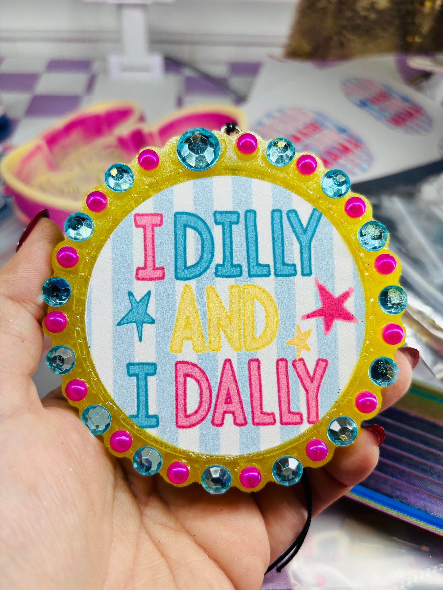 Pearl Round Cardstock