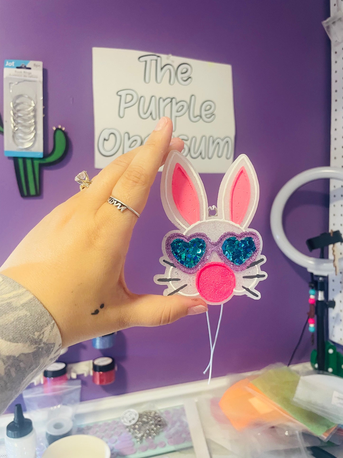 Bunny with glasses